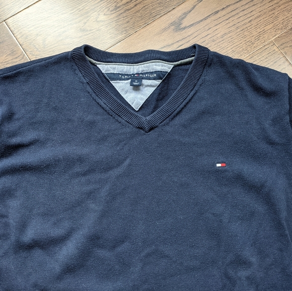Vintage Blue Tommy Hilfiger V-neck Sweater - Picture 2 of 4